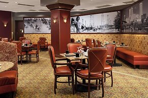 Renaissance Tulsa Hotel & Convention Center