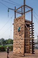 Le Meridien Al Aqah Beach Resort