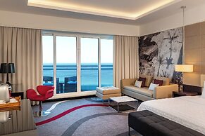 Le Meridien Al Aqah Beach Resort