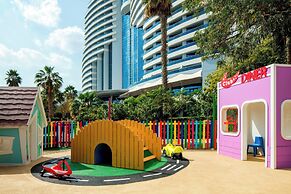 Le Meridien Al Aqah Beach Resort