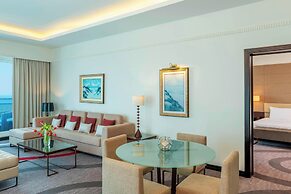 Le Meridien Al Aqah Beach Resort