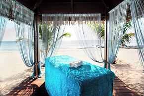 Le Meridien Al Aqah Beach Resort