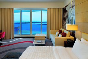 Le Meridien Al Aqah Beach Resort