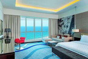 Le Meridien Al Aqah Beach Resort