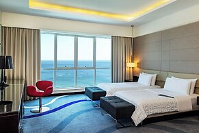 Le Meridien Al Aqah Beach Resort