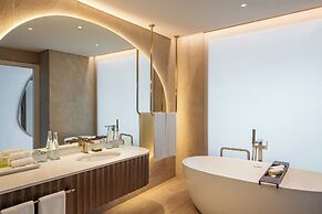 Le Meridien Al Aqah Beach Resort