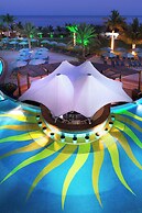 Le Meridien Al Aqah Beach Resort