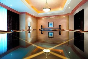 Le Meridien Al Aqah Beach Resort