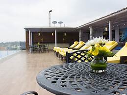 Hotel Royal Orchid Bangalore