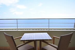 Madeira Regency Cliff