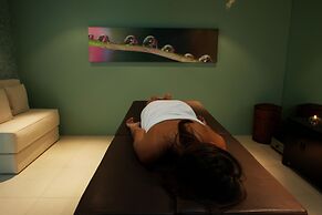 Madeira Regency Cliff