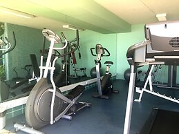 Madeira Regency Cliff