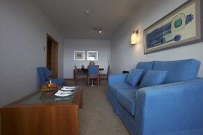 Madeira Regency Cliff