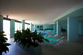 Madeira Regency Cliff