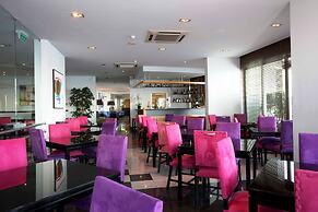 Madeira Regency Cliff