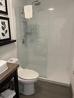 Country Inn & Suites by Radisson, Bakersfield, CA