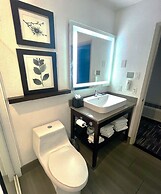 Country Inn & Suites by Radisson, Bakersfield, CA