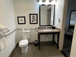 Country Inn & Suites by Radisson, Bakersfield, CA