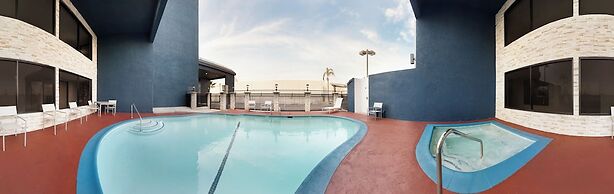Country Inn & Suites by Radisson, Bakersfield, CA
