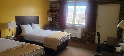 Travelodge by Wyndham Airport Platte City