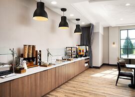 Holiday Inn Cincinnati Liberty Way by IHG