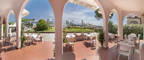 Hotel Sette Archi