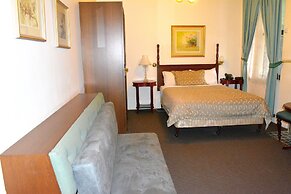 Magnolia Court Boutique Hotel Melbourne