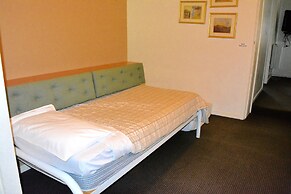 Magnolia Court Boutique Hotel Melbourne