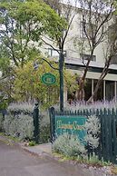 Magnolia Court Boutique Hotel Melbourne