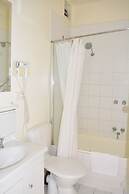 Magnolia Court Boutique Hotel Melbourne