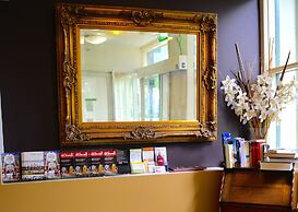 Magnolia Court Boutique Hotel Melbourne