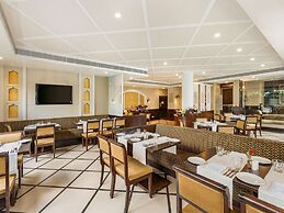 La Place Sarovar Portico, Lucknow