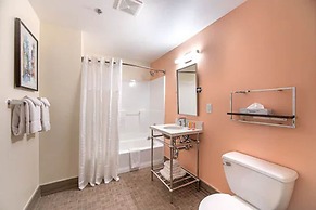 El Cortez Hotel and Casino - 21 and Over