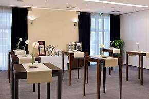 Metropolitan Hotel by Flemings