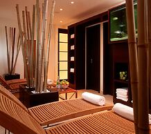 Metropolitan Hotel by Flemings