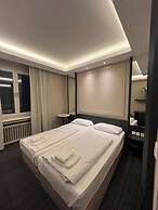 Monopol Hotel