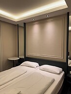 Monopol Hotel