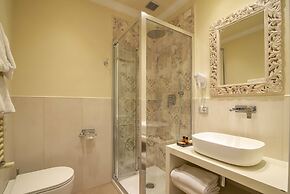 Porta Faenza Hotel