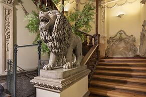 Catalonia Puerta del Sol