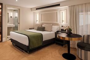 Catalonia Puerta del Sol