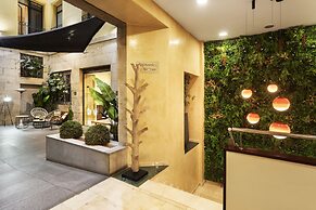 Catalonia Puerta del Sol