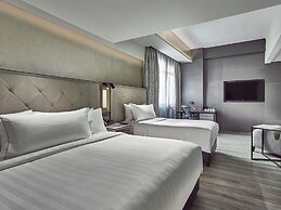Novotel Singapore on Kitchener