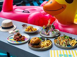 Pullman Singapore Orchard