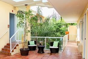 Coral Princess Hotel