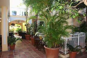 Coral Princess Hotel