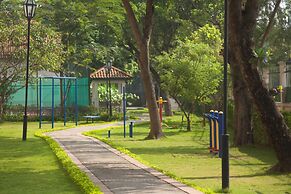 Diamond Westlake Suites