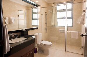 Diamond Westlake Suites