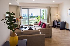 Diamond Westlake Suites