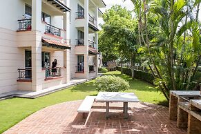 Diamond Westlake Suites