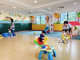 Diamond Westlake Suites